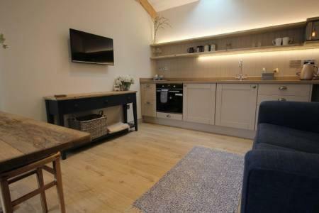 Skittles - Charming One Bedroom Apartment - Parking - Easy Access To Bath 博克斯 外观 照片