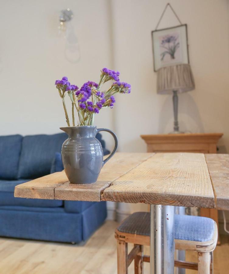 Skittles - Charming One Bedroom Apartment - Parking - Easy Access To Bath 博克斯 外观 照片